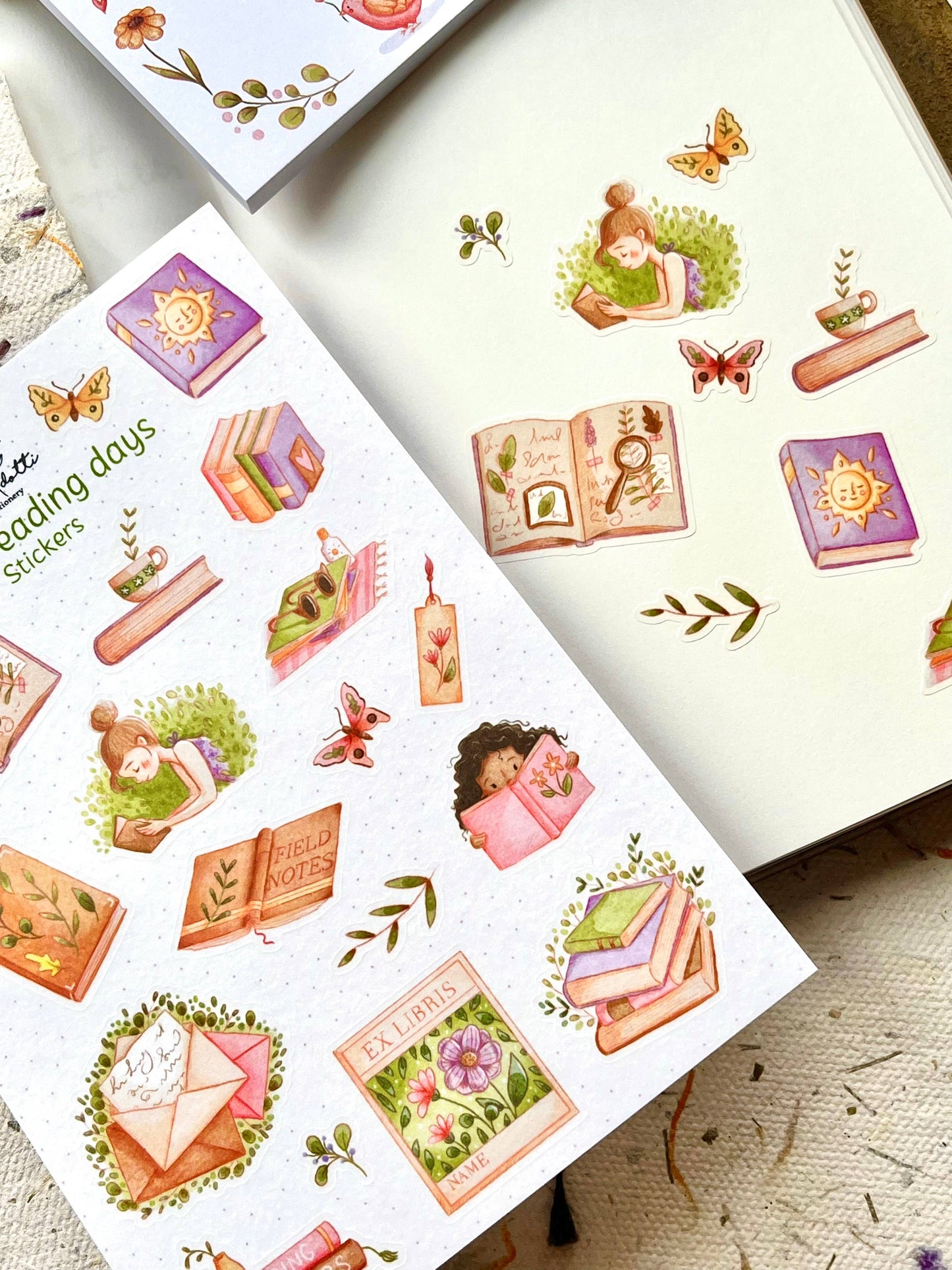 Folha de Autocolantes Sunny Reading Days 